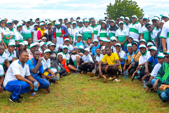 Préservation de la Nature : L&rsquo;APRN et la SONABEL Plantent Plus de 770 Arbres à Koudougou