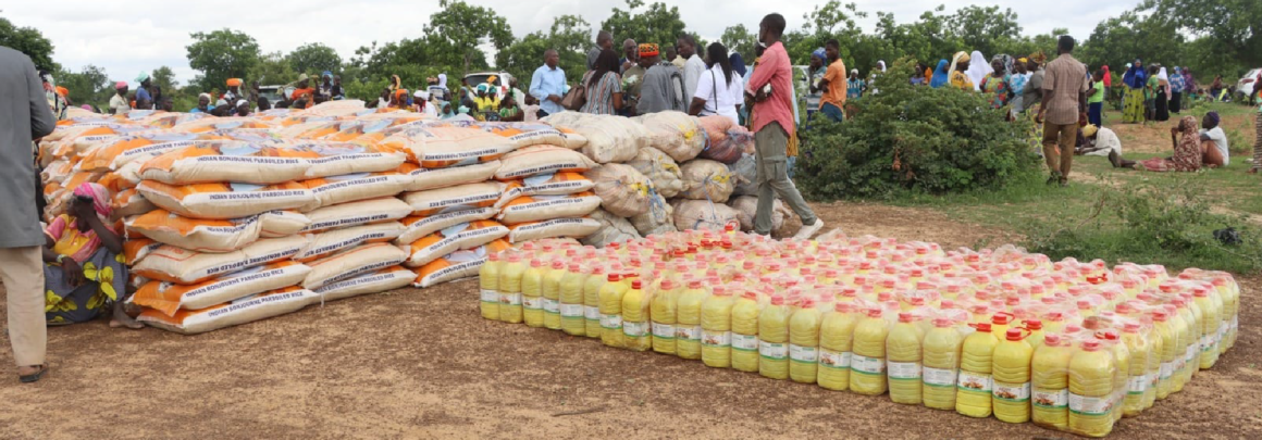 Don de Vivres aux Personnes Vulnérables : L&rsquo;APRN Soutient les Personnes Déplacées Internes de Loumbila