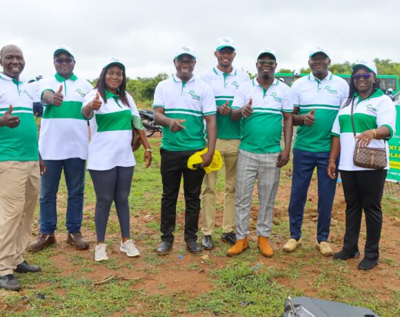 L&rsquo;APRN et la SONABEL Plantent Plus de 770 Arbres à Koudougou